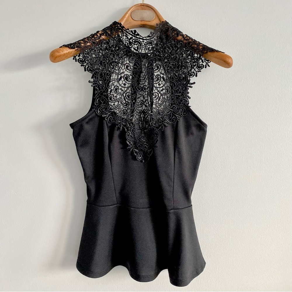 Oboe Black Crochet Peplum Top Size Medium